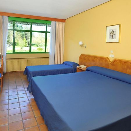 As Hoteles Altube Zuia Bilik gambar