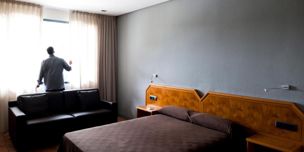 As Hoteles Altube Zuia Luaran gambar