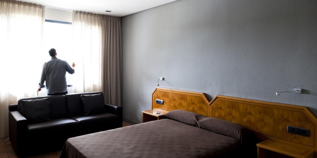 As Hoteles Altube Zuia Luaran gambar